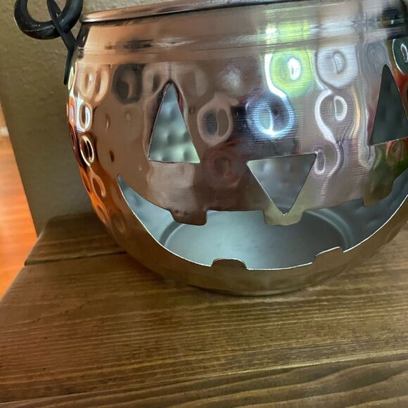 Hammered Metal Large Silver Pumpkin - Picture 3 of 16